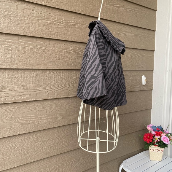 Nasty Gal collection cropped women’s collar blazer button down, 6, zebra print - Picture 4 of 16